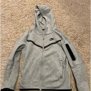 Medium Nike tech jacket
